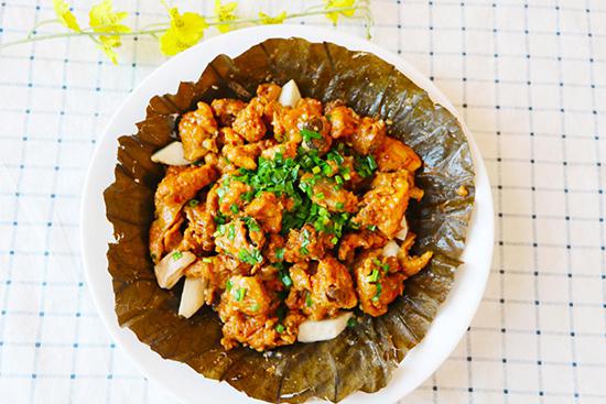 好吃的荷葉蒸滑雞怎么做