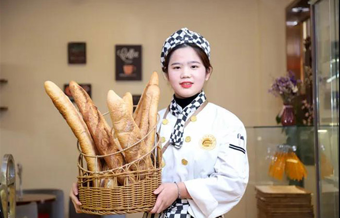 女生學(xué)西點(diǎn)就業(yè)前景怎么樣？選什么西點(diǎn)學(xué)校好